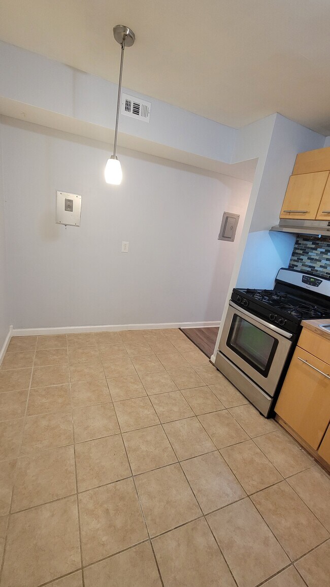 Foto del edificio - 8435 Greenbelt Rd