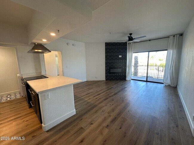 Foto del edificio - 10401 N Saguaro Blvd