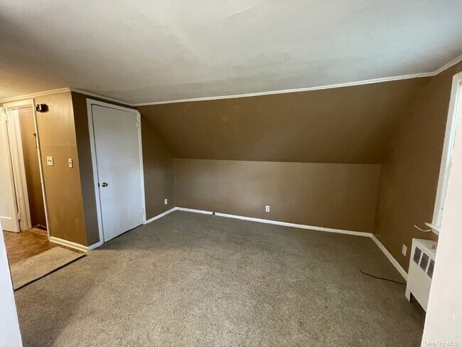 Building Photo - 74 Lehrer Ave