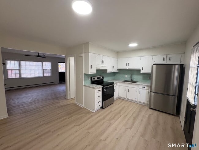 Foto del edificio - 1280 Townsend Ave