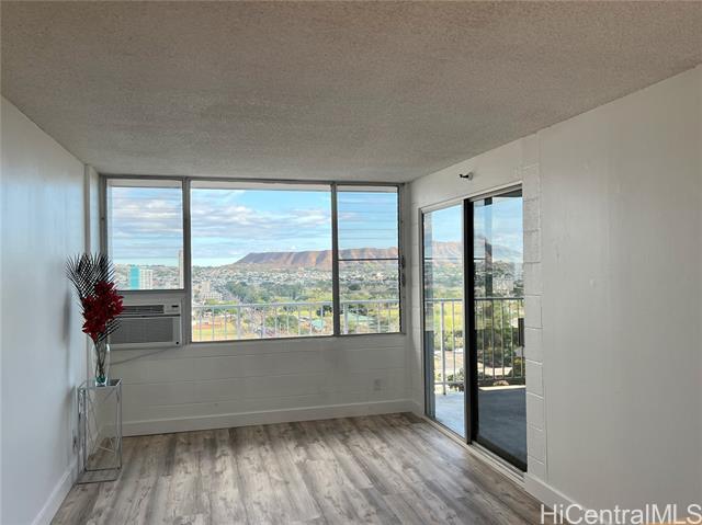 Building Photo - 2542 Date St