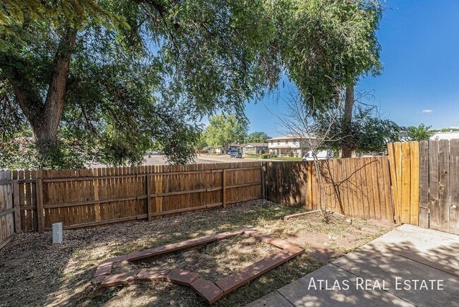 Photo - 347 Colony Pl Apartment