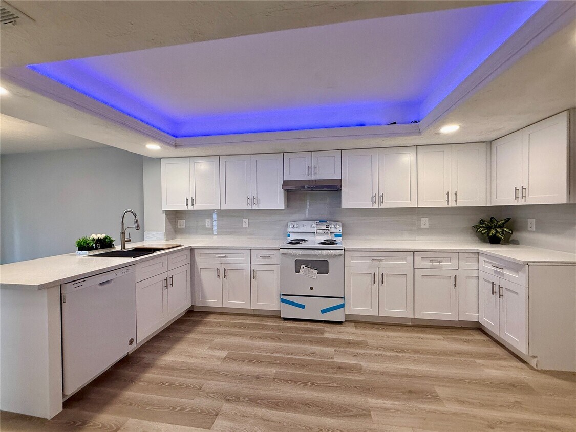 Foto principal - 9418 Westacre Pl
