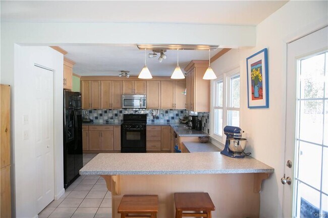 Building Photo - 118 Brookside Ln