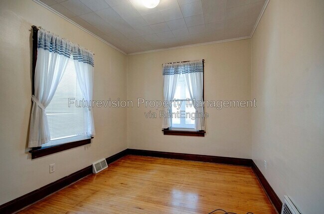 Foto del edificio - 1105 Summit St