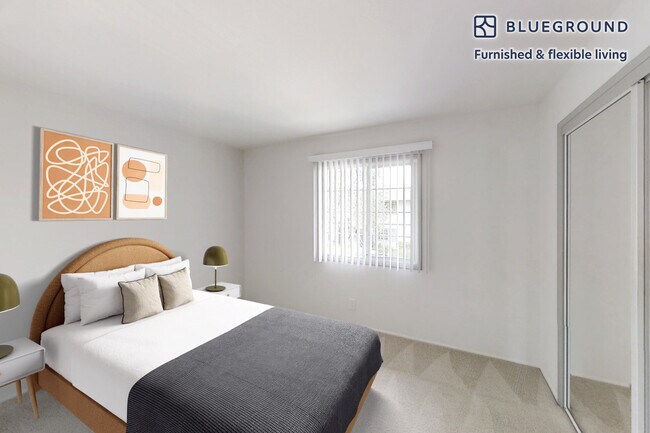 Foto del edificio - 1765 Santa Ana Ave