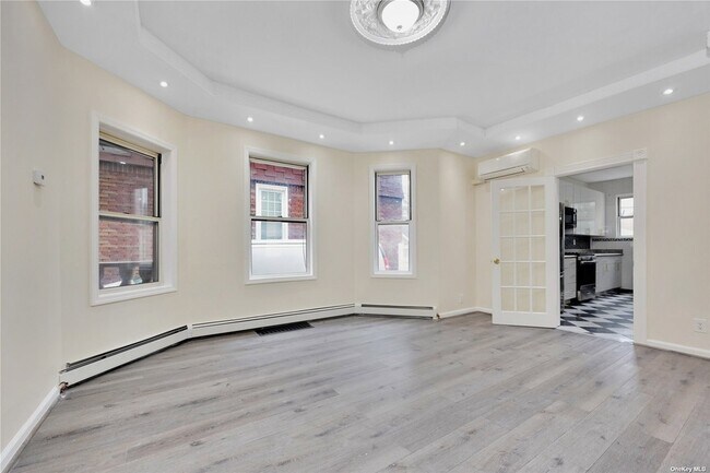 Building Photo - 85-30 108th St
