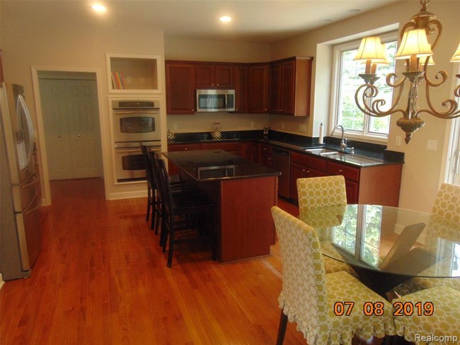 Foto del edificio - 2326 Andover Blvd