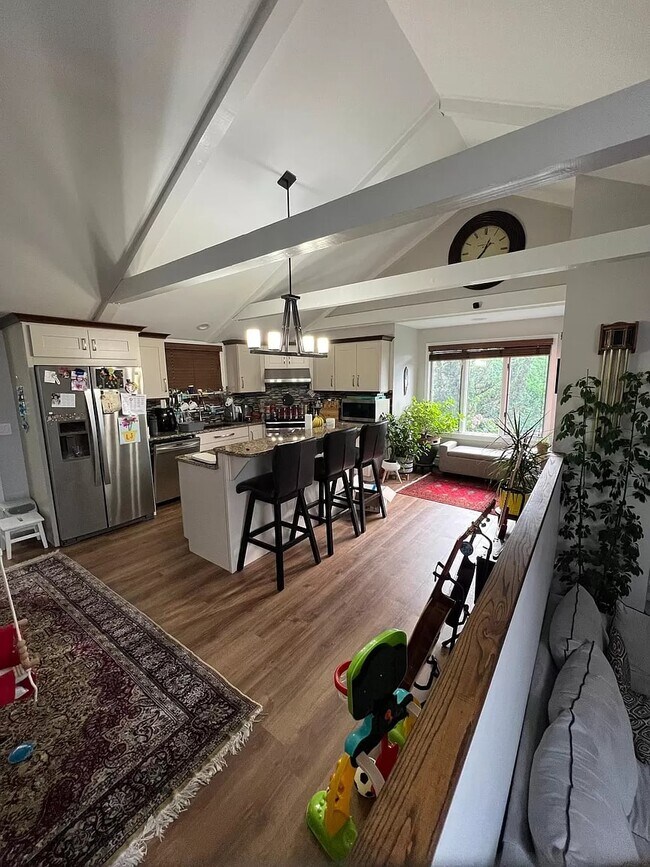 Building Photo - 30 Addy Dr