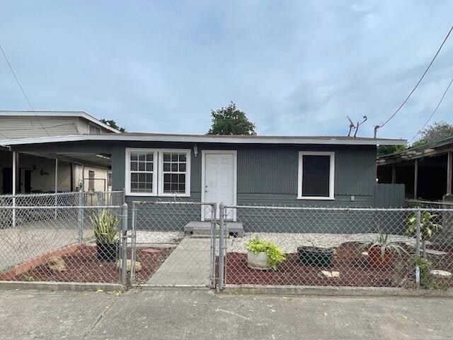 Foto principal - 4209 Springfield Ave
