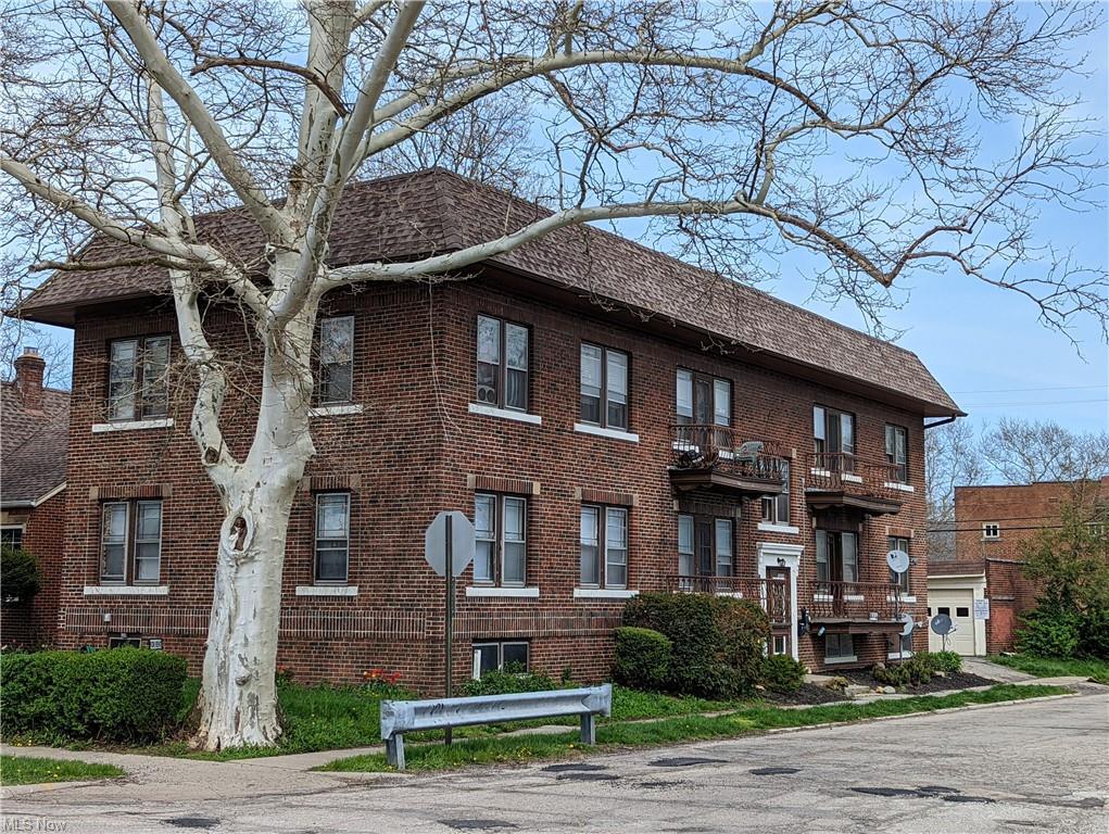 Primary Photo - 13320 Cooley Ave