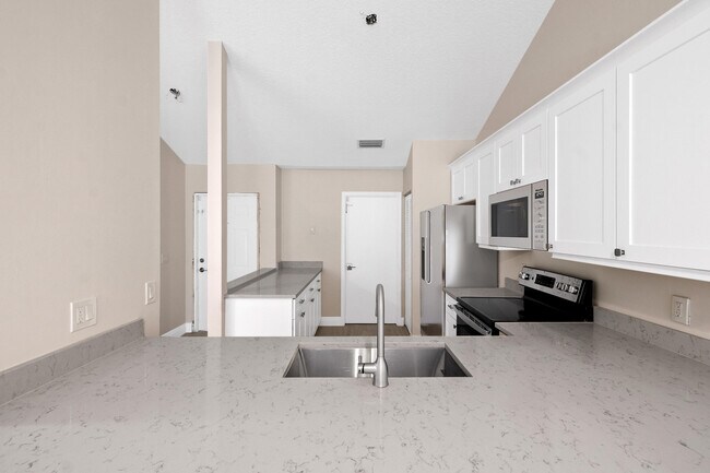 Building Photo - 418  Buttonwood Place B03 Boca Raton Fl 33431