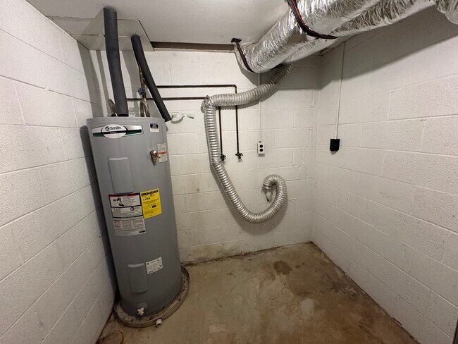 Foto del edificio - 9784 Village Hwy