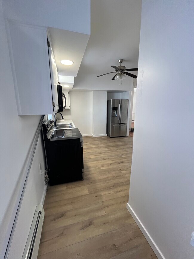 Foto del edificio - 211 Oxford St