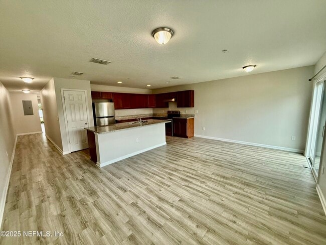 Building Photo - 9109 Western Way