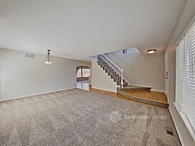 Building Photo - 10169 Fawnbrook Ln