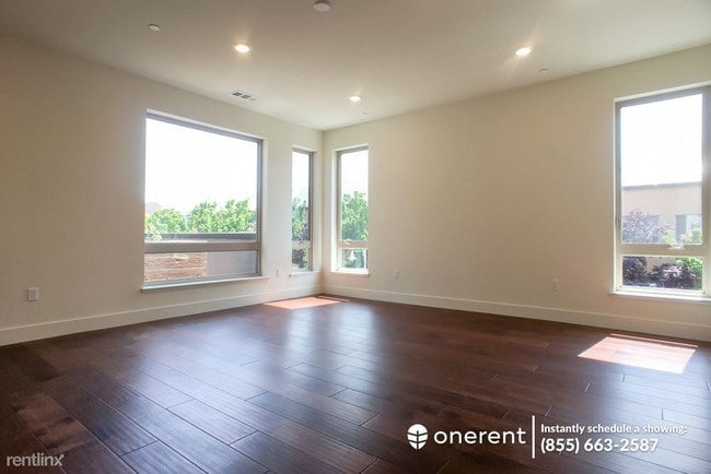 Building Photo - 2 br, 2 bath Condo - 1028 Foster Square Ln