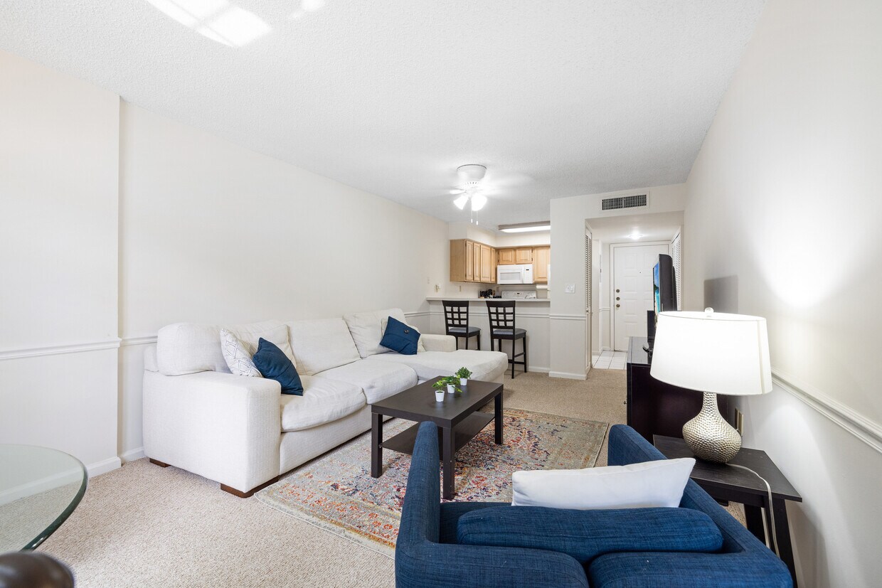 Foto principal - 1280 S Alhambra Cir