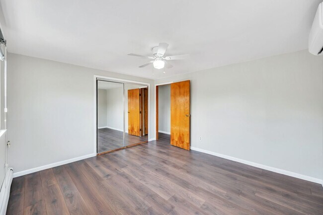 Foto del edificio - 45 Walnut Ln