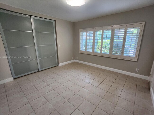 Foto del edificio - 2600 Acacia Ct