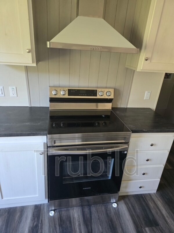 Foto del edificio - 124 Lancelot Cir