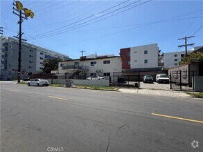 Building Photo - 1103 S Hobart Blvd