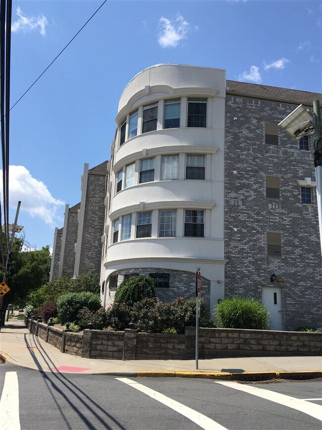 Foto del edificio - 132 UNION Ave