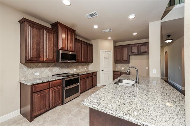 Foto del edificio - 6404 Sudbury Ln