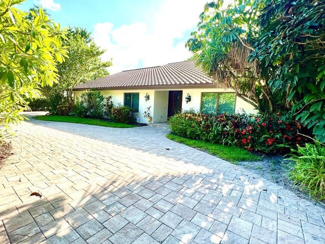 Foto del edificio - 5610 W Lake Butler Rd