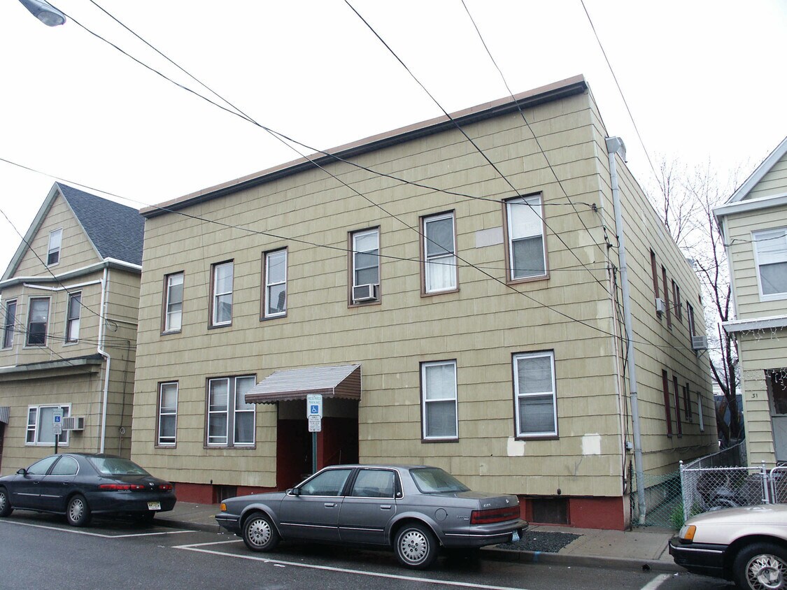 Primary Photo - 33-35 Arthur St