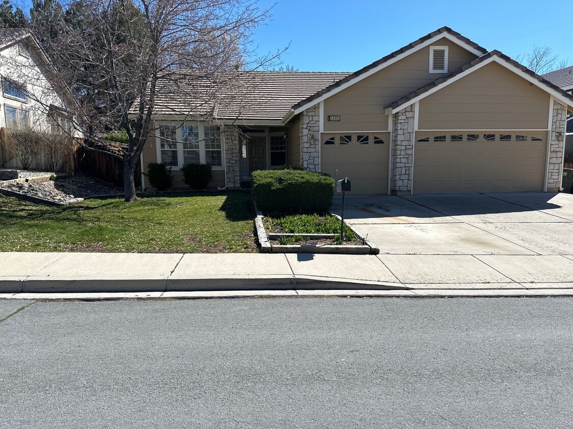 1559 Disc Dr, Sparks, NV 89436 House Rental in Sparks, NV