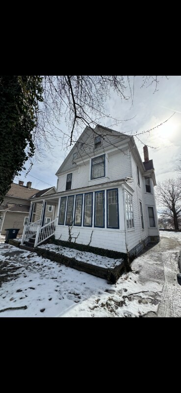 Primary Photo - 604 E Buchtel Ave