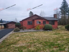 1214 Grand Ave