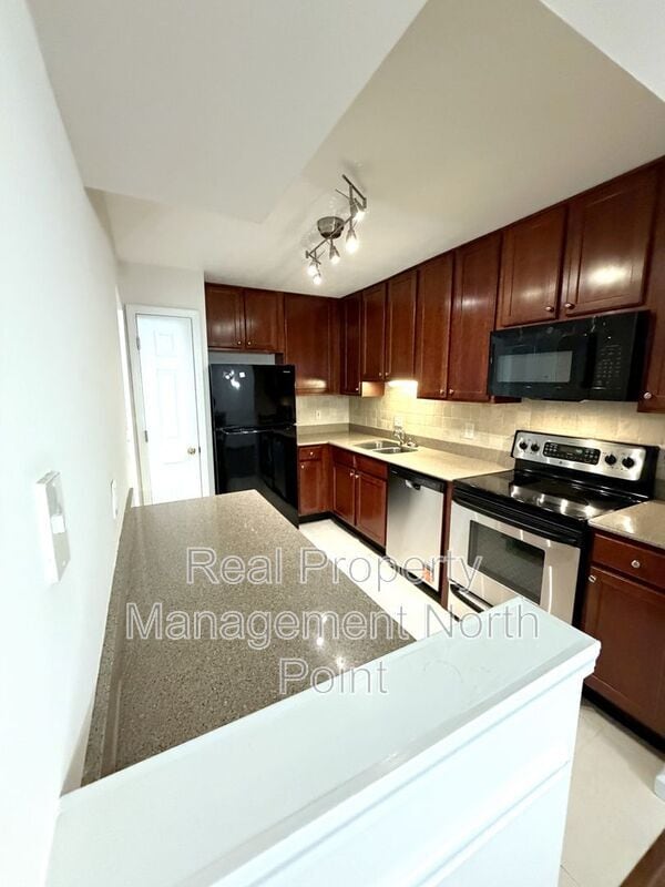 Foto del edificio - 3513 Essex Ave
