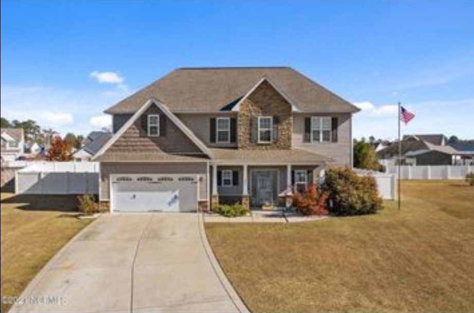Primary Photo - 2801 Syrah Ct