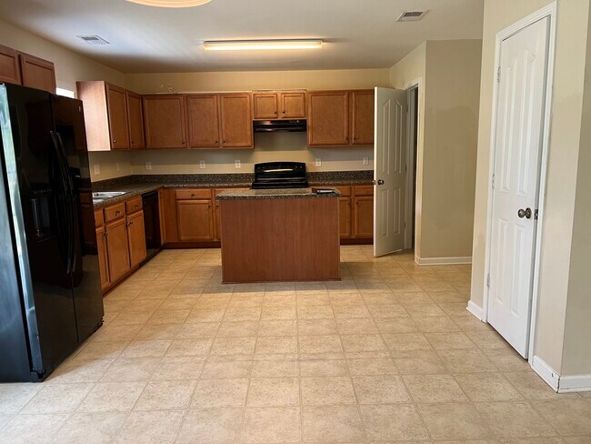 Foto del edificio - 3613 Blue Spruce Ct