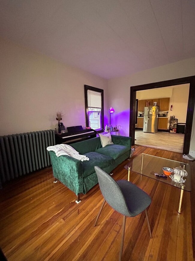 Building Photo - 272-274 Meigs St