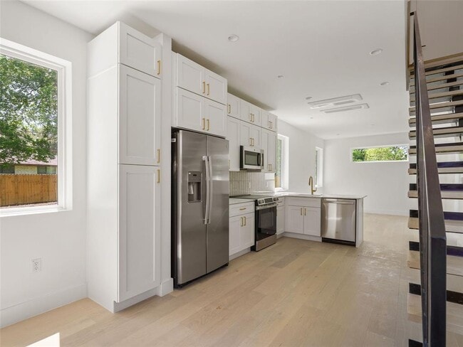 Foto del edificio - 2609 Davis Ln