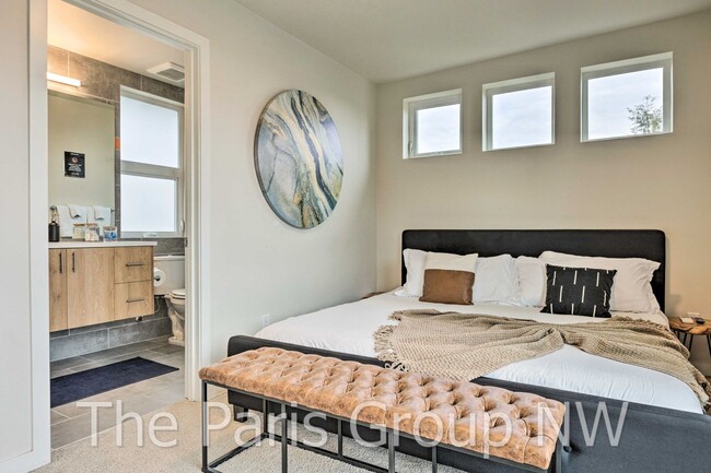 Foto del edificio - Modern 2019 Madrona 3BR TH * A/C!!* Big Op...