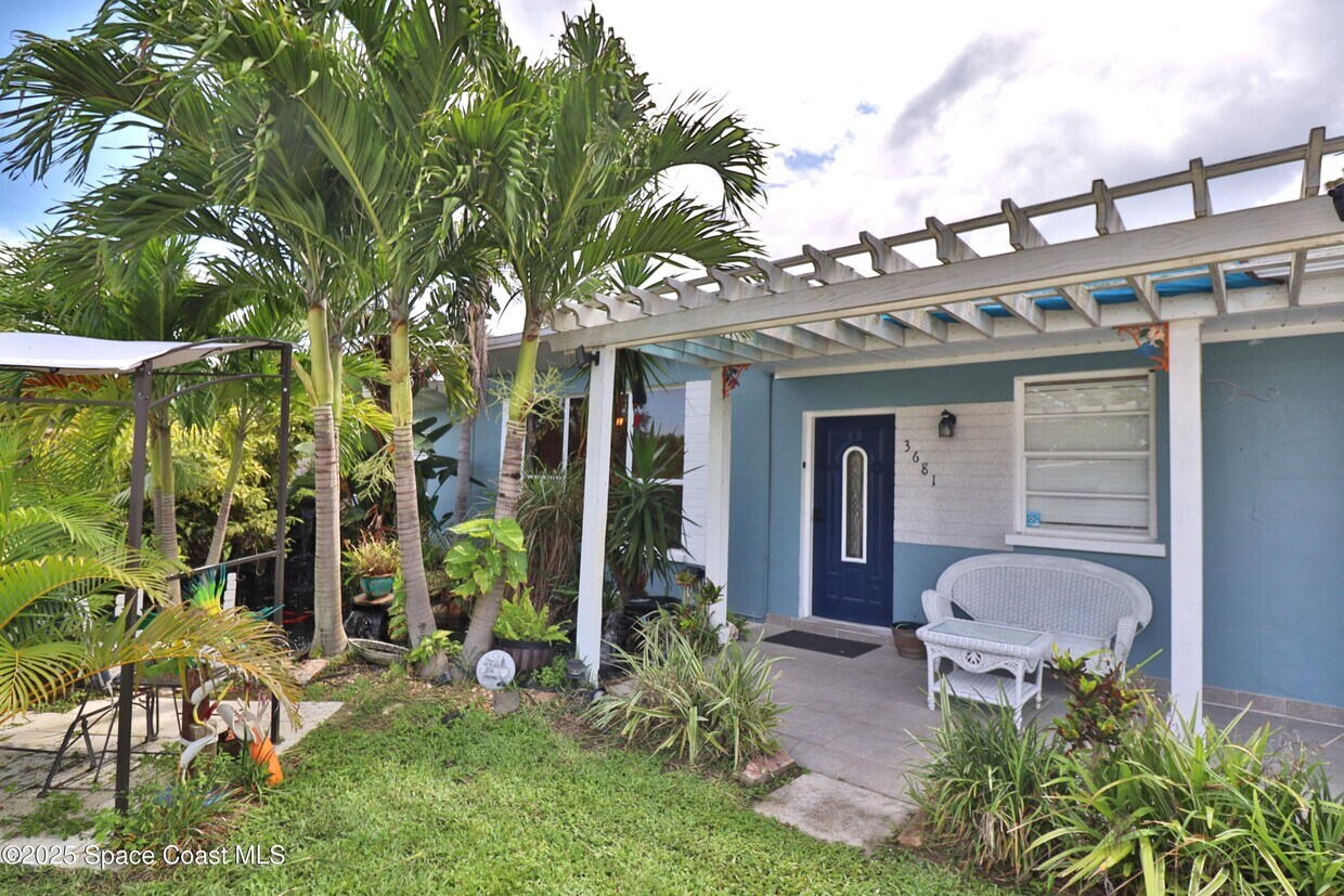 Primary Photo - 3681 Rio Vista Way