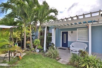 Building Photo - 3681 Rio Vista Way