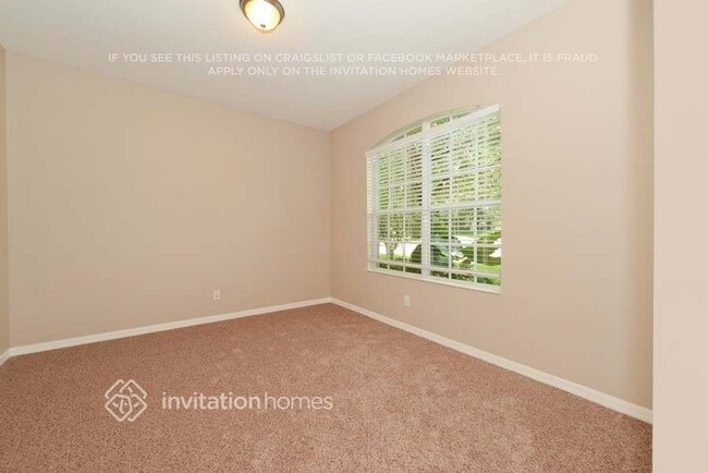 Building Photo - 204 Ronja Ln