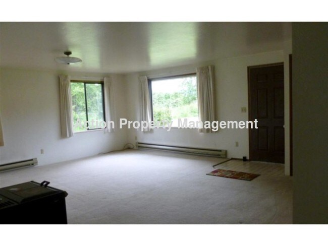 Building Photo - 790 N Rhodefer Rd