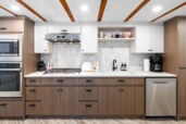 Building Photo - 1016 7th Av E