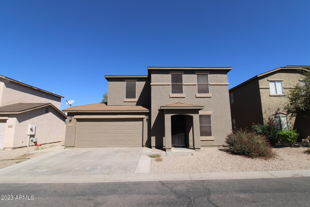 2512 E Meadow Creek Way, Queen Creek, AZ 85140 House Rental in Queen