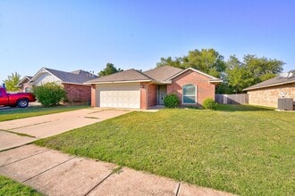 Building Photo - 1505 Rangeline Rd