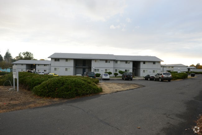Building Photo - Grandridge Apartments