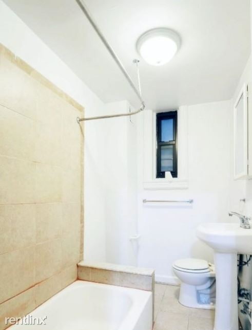 Building Photo - 101 St Marks Pl