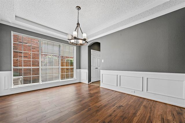 Foto del edificio - 1821 Brook Ln