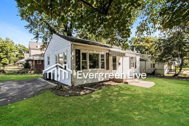 Foto del edificio - 5704 Chandler St